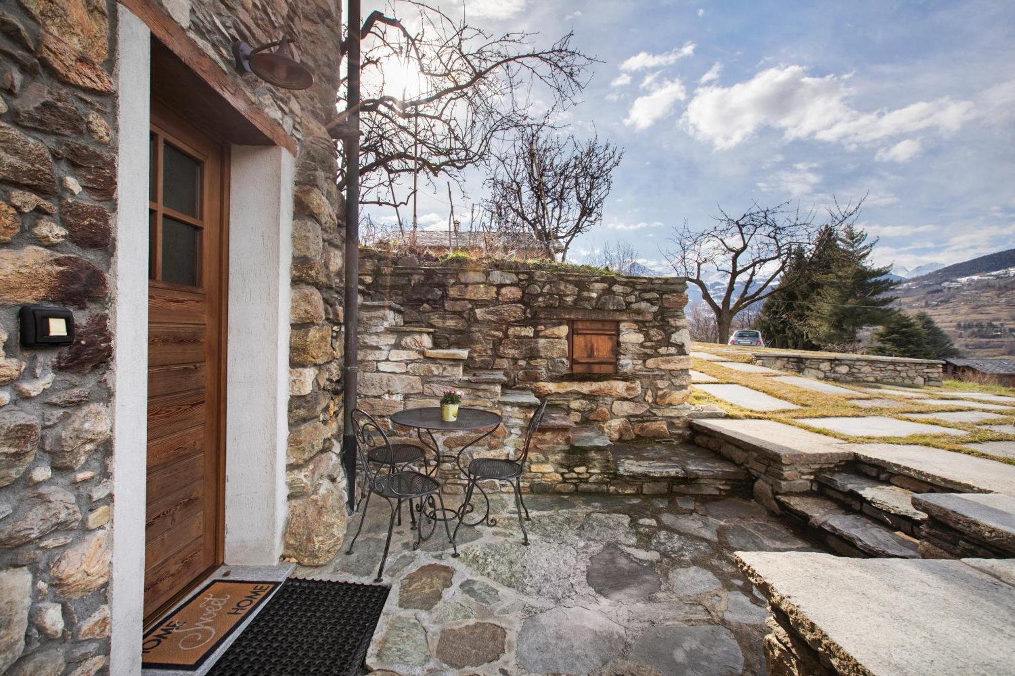 Mini House Valle D'Aosta Roisan Exterior foto